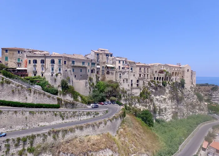 Residenza Porta Romana Tropea