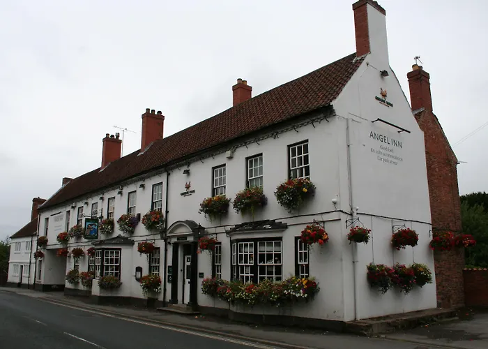 Blyth (Nottinghamshire) Hotels