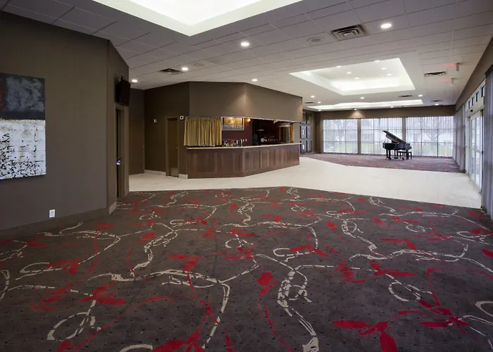 Holiday Inn Express & Suites Willmar By Ihg