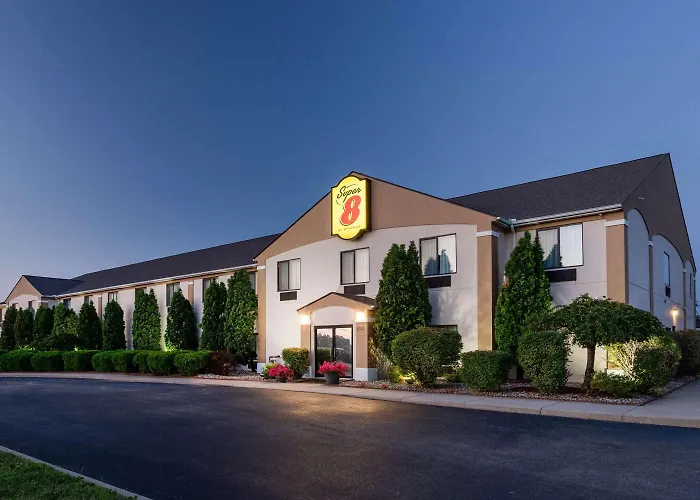 Super 8 By Wyndham Goshen Motel