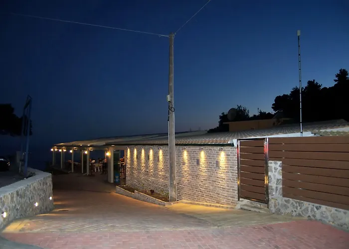 Hotel a Glifada