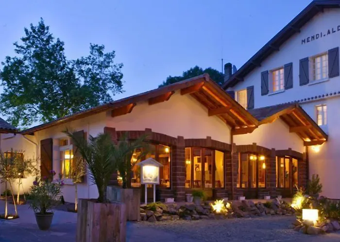 Hôtels à Ossès