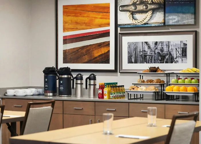 Courtyard By Marriott Portland Downtown/Waterfront