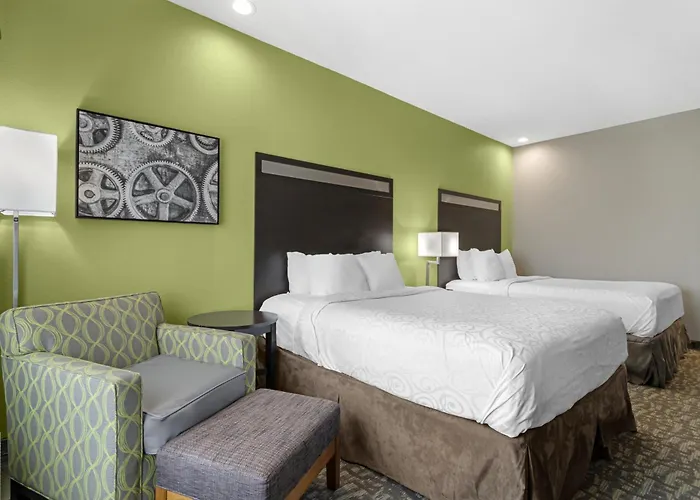 Best Western Plus Bay City Inn & Suites