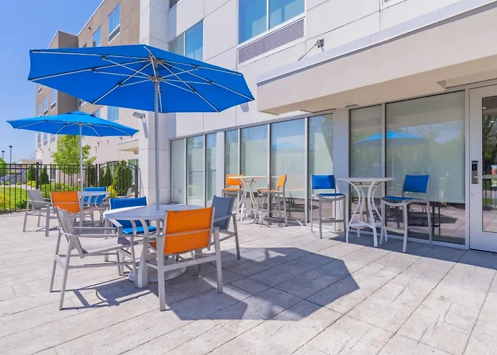 Holiday Inn Express & Suites - Marion By Ihg