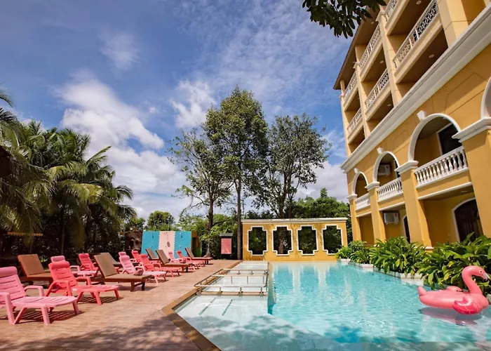 Royal Pineapple Hotel L A Welcome To Wealth And Good Fortune Krabi town