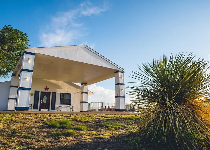 Riata Inn - Marfa