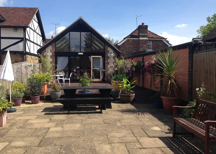 Slinfold Hotels