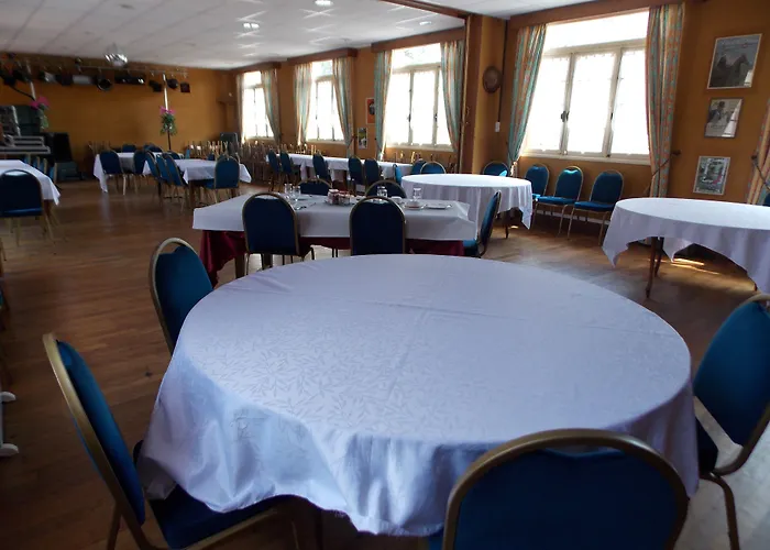Vimoutiers Hotels
