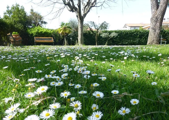 B&B Villa Acero Marina Di Carrara