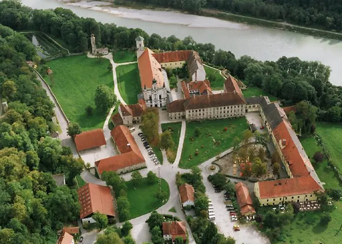 Hotels in Burghausen