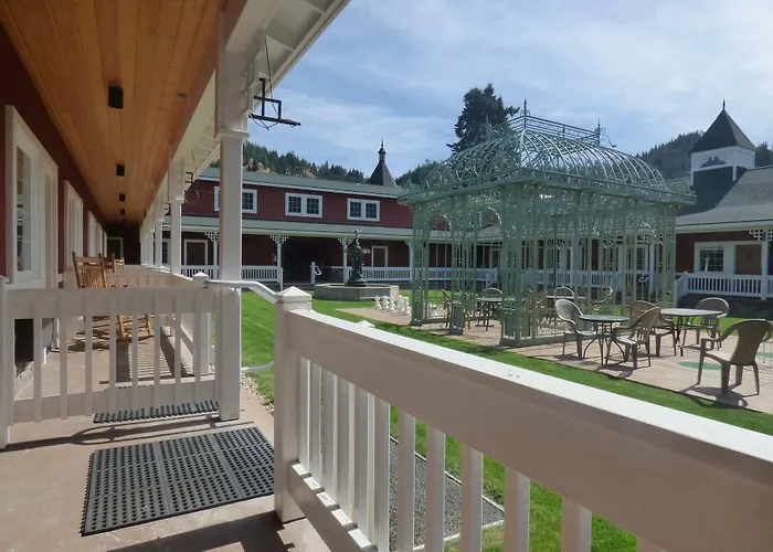Beaver Valley Lodge Plain
