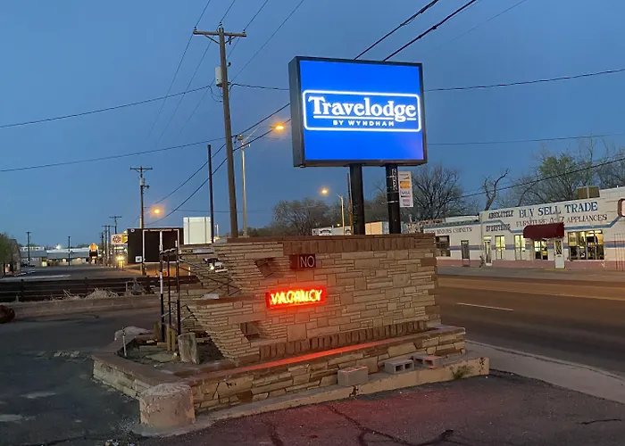 Travelodge By Wyndham Farmington
