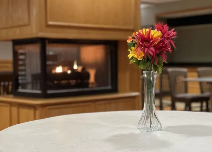 Fairbridge Inn & Suites Fort Wayne