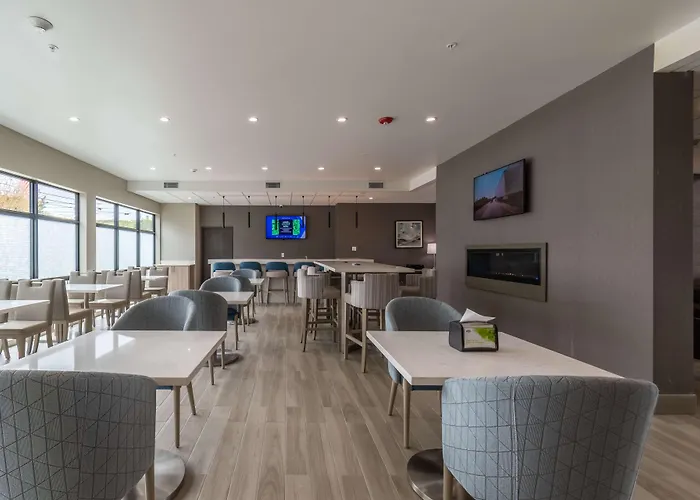 Best Western Plus Tacoma Hotel