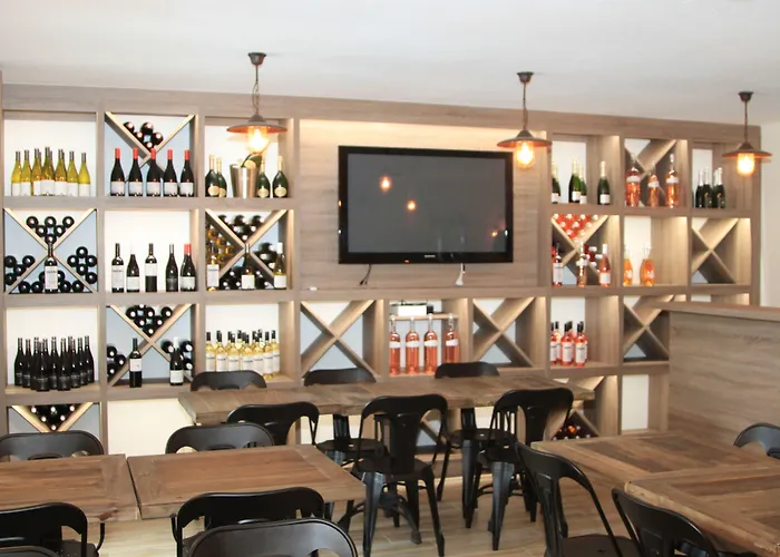 Prades (Pyrenees-Orientales) Hotels
