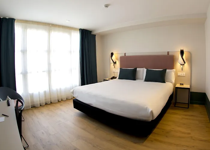 Haro Hotels