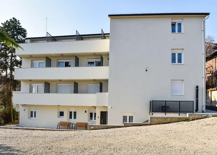 Rooms At Zajceva 34
