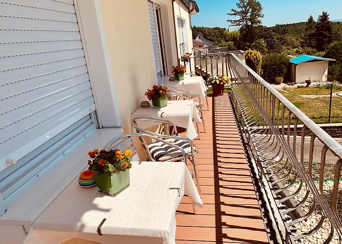 Hotels in Mayen