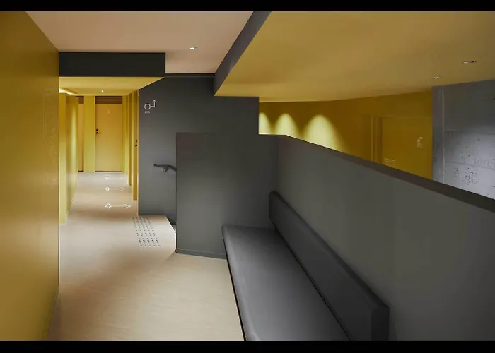 Fukuoka (Fukuoka) Capsule hotels