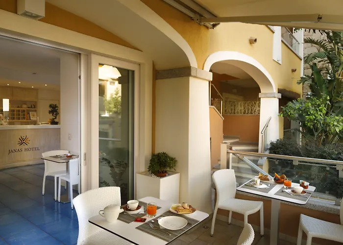 Janas Hotel
