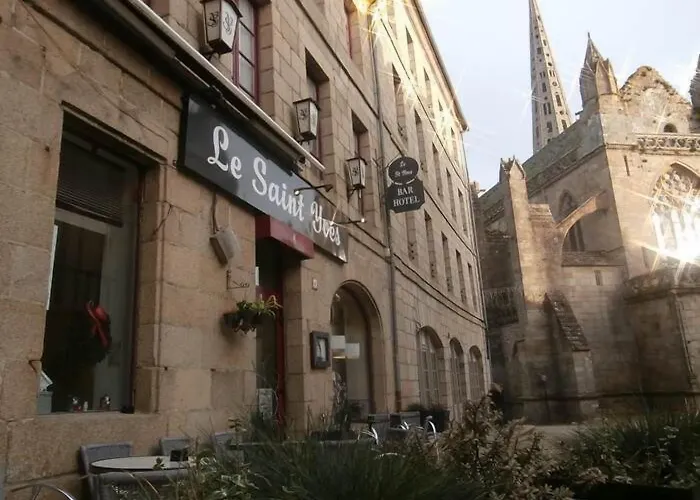 Hôtel Le Saint Yves Tréguier