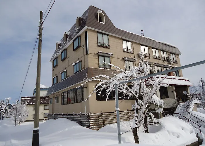 Minamiuonuma Hotels