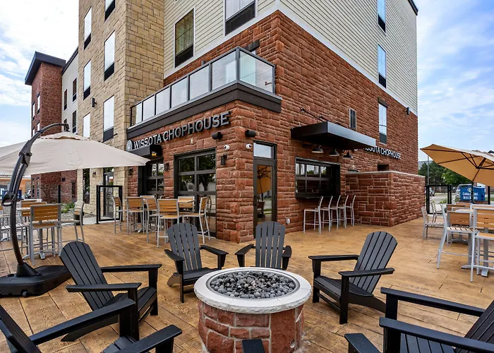 Lynden Hotels