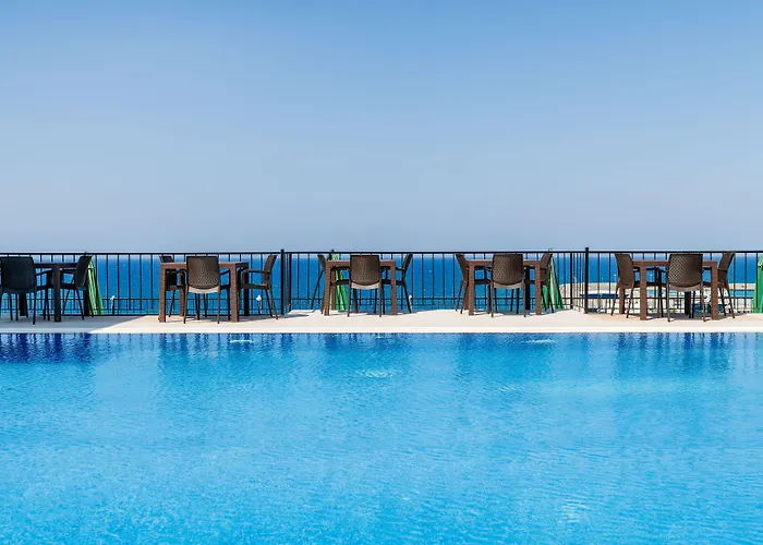 Hotels in Girne