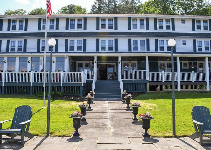 Hotels in Deposit