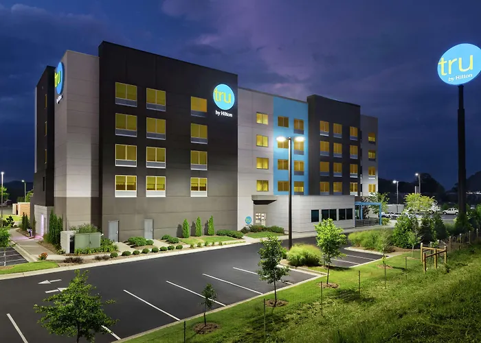 Ringgold Hotels With Pool