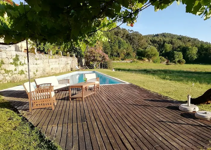 Bed and Breakfast Paco De S.Cipriano Guimarães