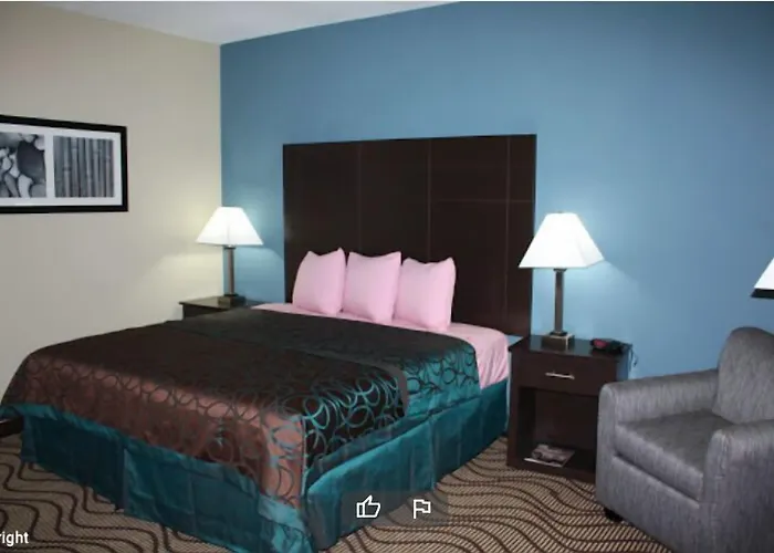 Hebbronville Hotels