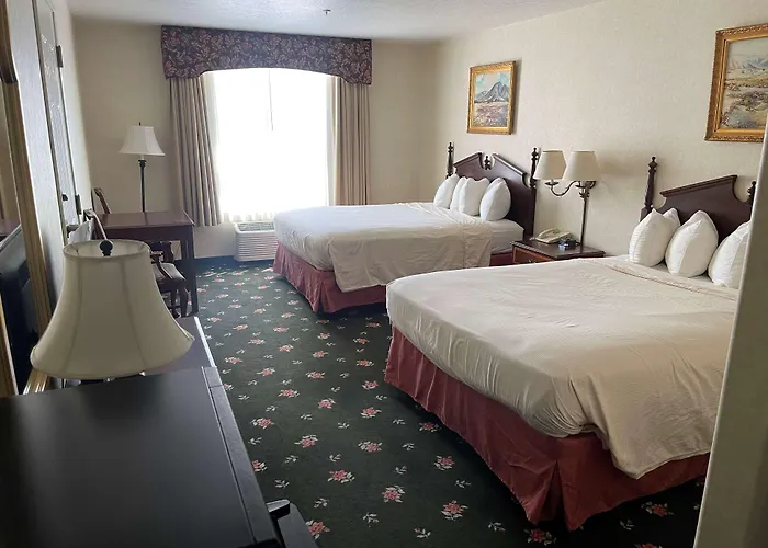 Eureka Hotels