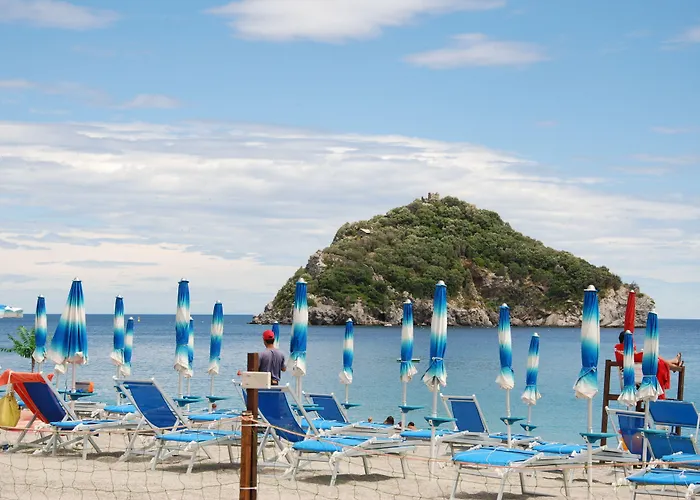 Vado Ligure Hotels