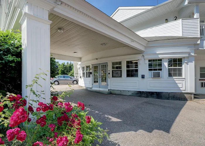North Kingstown Hotels