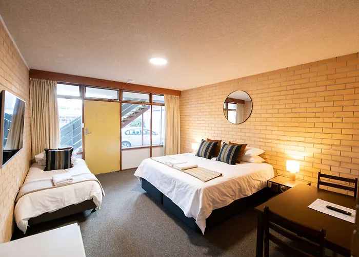 Burra Hotels