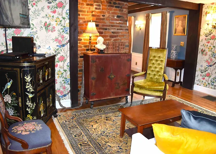 Silsbee'S By Daniels House Hotel Salem