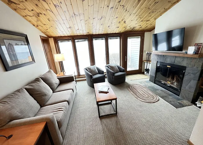 Bluefin Bay On Lake Superior Tofte