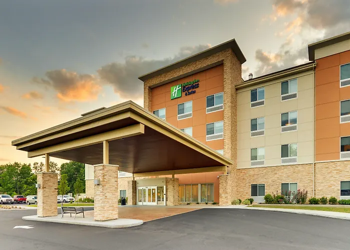 Saugerties Hotels