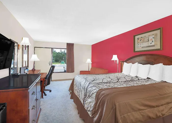 Newton Hotels