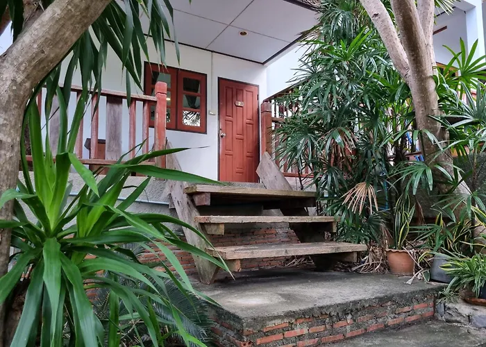 Hotels in Ko Sichang