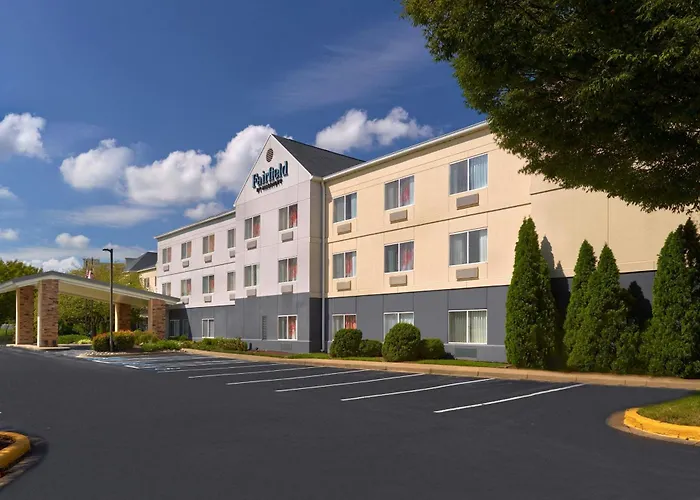 Fairfield Inn & Suites By Marriott Frederick
