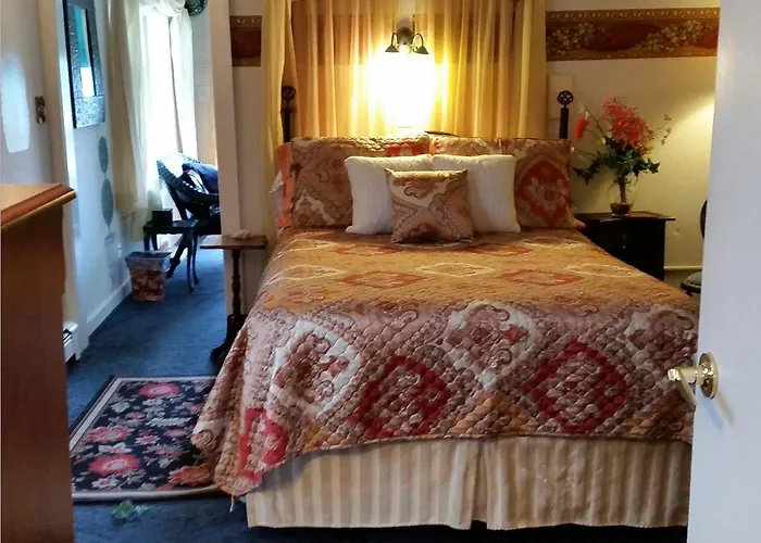 Water View Mini Suite Newport