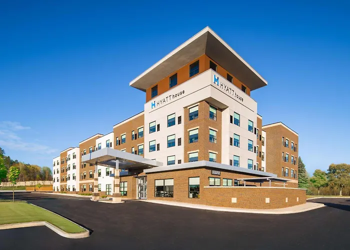 Lake Orion Hotels