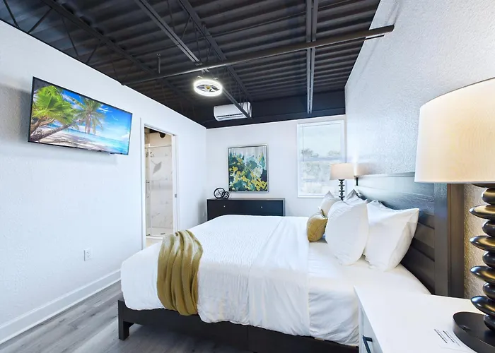 Cape Canaveral Hotels