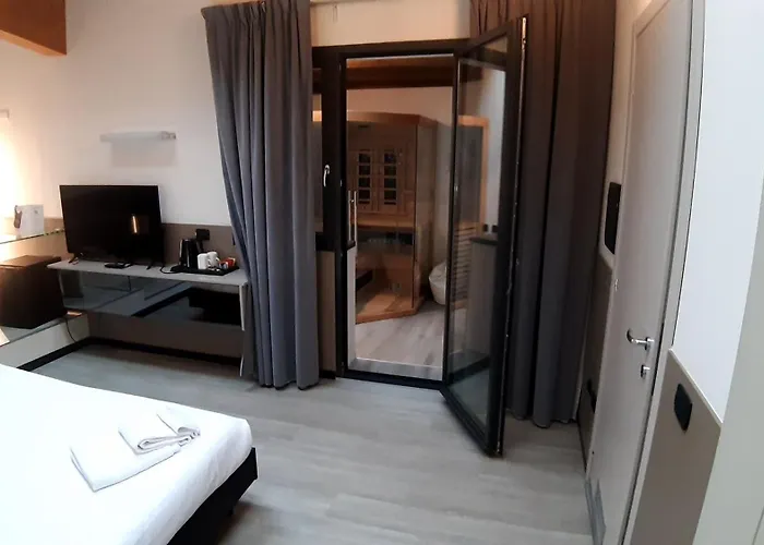 Continental Urban Art Hotel Zola Predosa