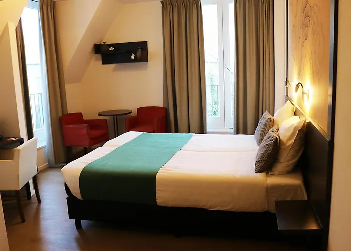 Hotels in Nuenen