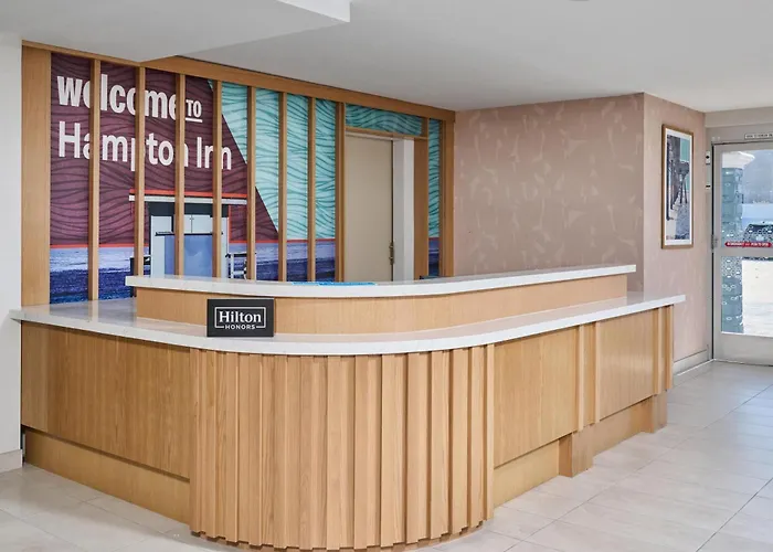 Hampton Inn & Suites Hermosa Beach