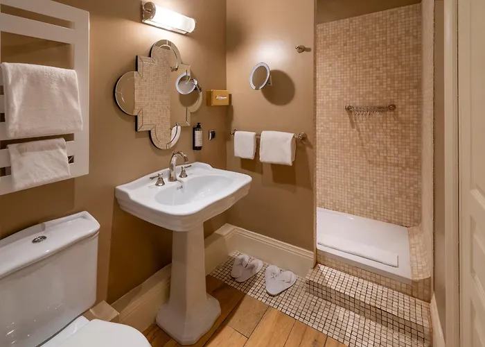 Vendome Hotels